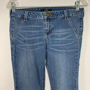 Forever 21 Jeans - Forever 21 flare denim jeans Forever 21 Jeans - Forever 21 flare denim jeans